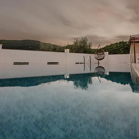 Limneon Villa