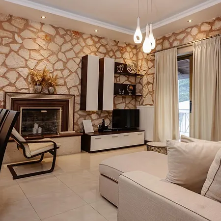 Villa Limneon